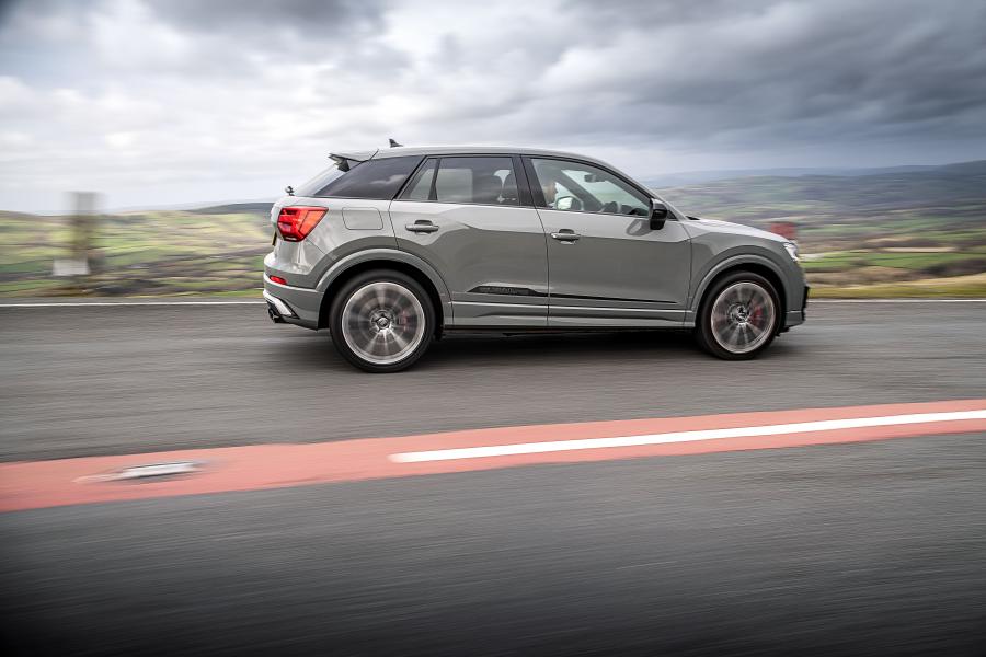  Audi SQ2 2019 года  (UK) (фото 33 из 41)